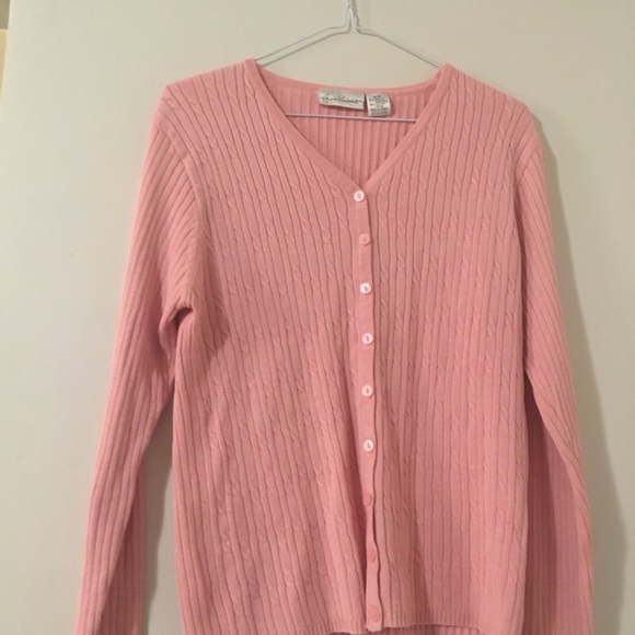 Pink v-neck button down cardigan - Picture 2 of 8